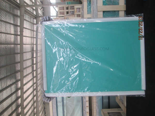 Silver Mirror With Safety Vinyl Back -AS/NZS 2208: 1996, CE, ISO 9002