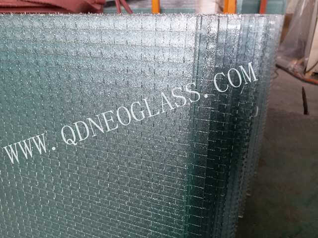 Tempered Wired Patterned Glass For Shower Partition Glass-AS/NZS 2208: 1996, CE, ISO 9002