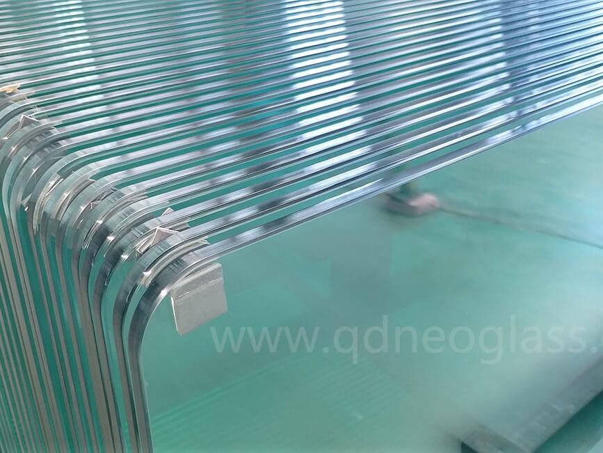 Polished Tempered Glass With Round Corners 4